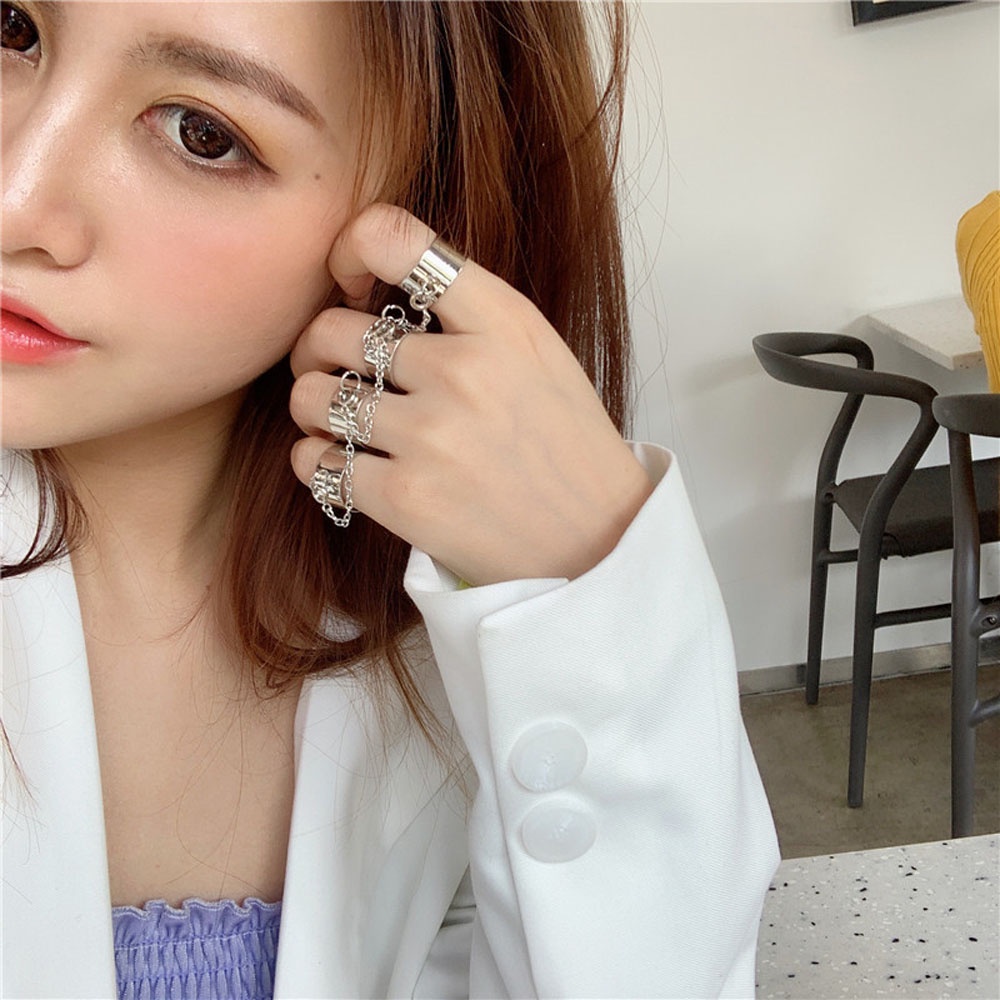 Nhẫn đeo ngón tay nhiều lớp thời trang sành điệu cho cả nam và nữ