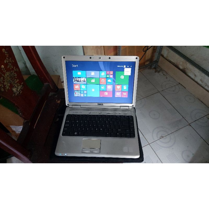 Laptop dell chính hãng cũ pin chai tặng kèm bộ nguồn dùng ok giá 1 trệu 7