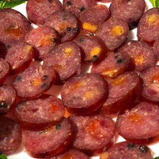 Lạp xưởng tươi trứng muối