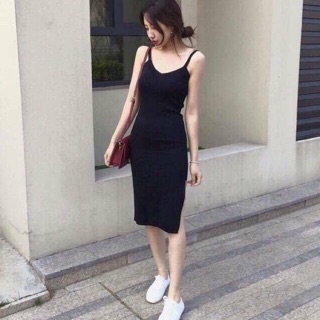 Đầm body 2 dây xẻ đùi