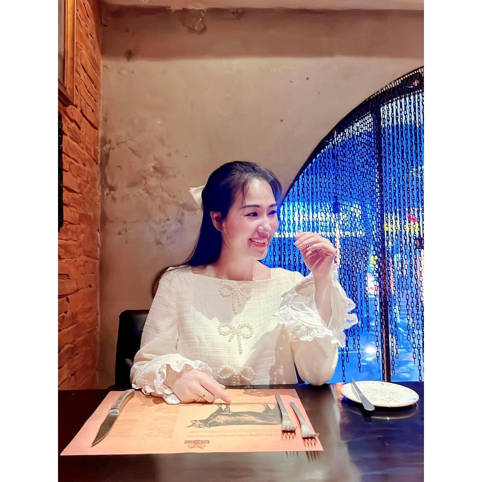 SET ÁO CROPTOP DẠ ĐÍNH NƠ TAY DÀI REN + CHÂN VÁY ĐÍNH NƠ