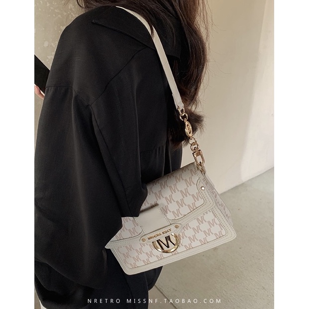 TÚI XÁCH MIOCRA KOLY MK29414 CHÍNH HÃNG KHOÁ LOGO NEW COLLECTION