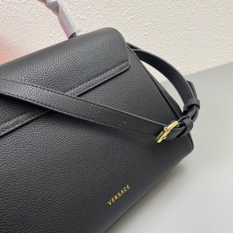 Túi xách/đeo chéo nữ logo thương hiệu Versace cao cấp mẫu mới phối dây xích và màu sắc siêu sang sành điệu