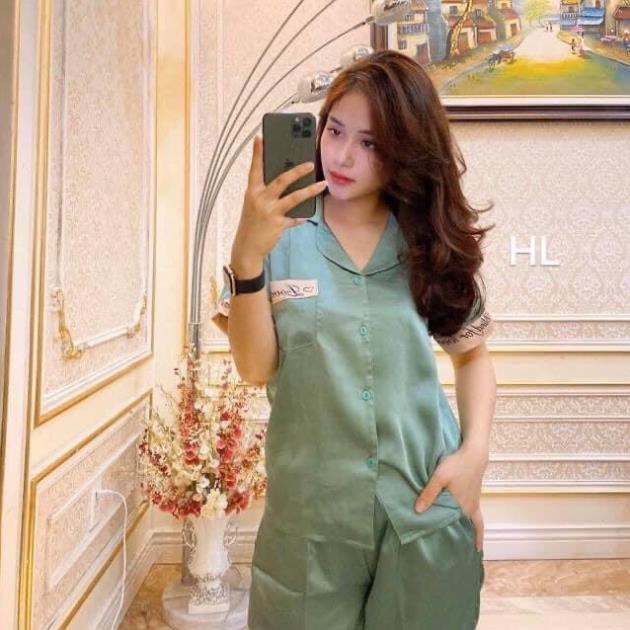 Bộ Đồ Pijama - Bộ Lụa Satin Mặc Nhà Cộc Tay Quần Dài Họa Tiết  Cao Cấp[Hình Ảnh Thực Tế SP] | BigBuy360 - bigbuy360.vn