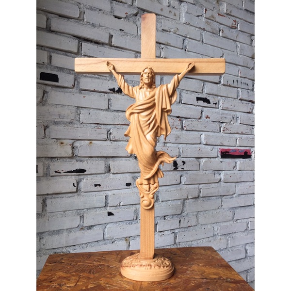 Tượng chúa phục sinh, có đế để bàn,cao 25cm