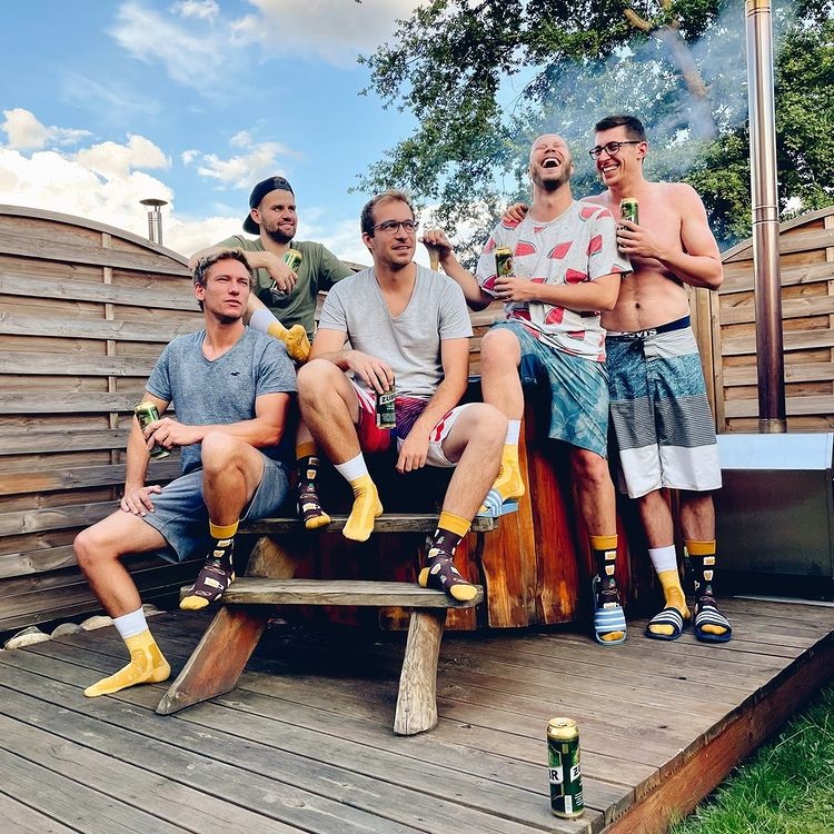 TẤT NAM NỮ MixMatched Sock hoạt hình họa tiết CRAFT BEER