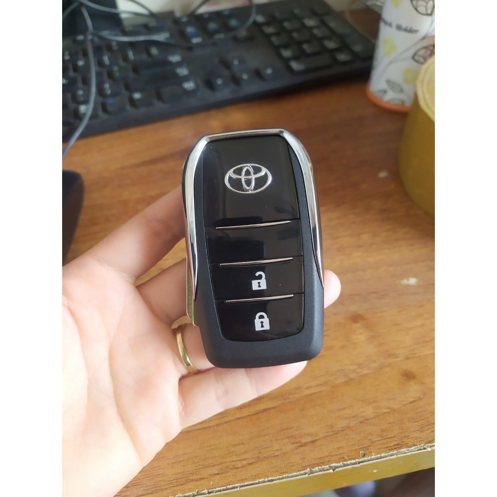 Vỏ chìa khóa gập Toyota Vios 2014 - 2018