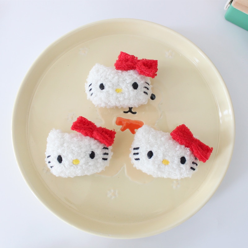 1 Trâm Cài Áo Hình Mèo Bông Thời Trang