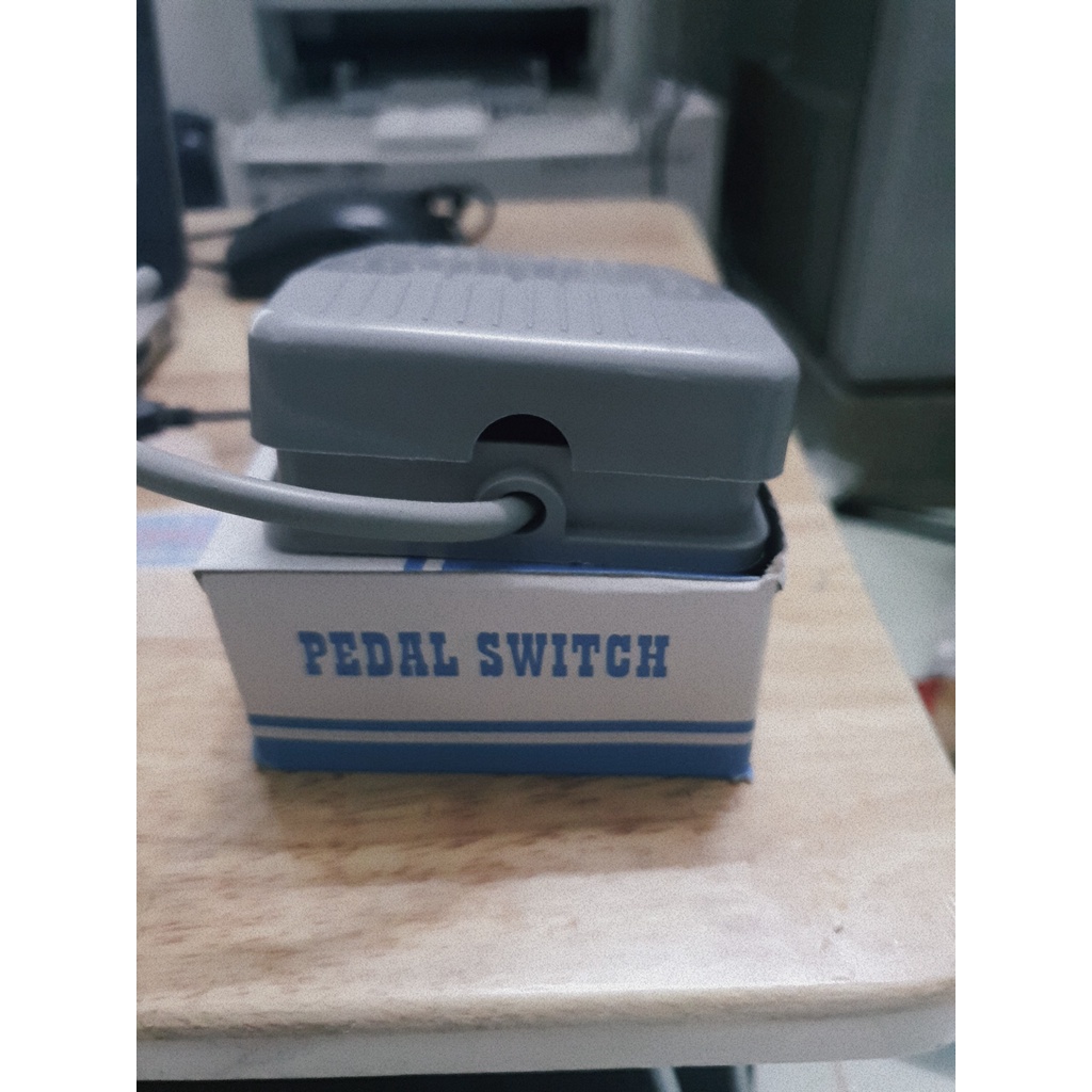Công tắc bàn đạp TFS-201 / Foot switch TFS-201