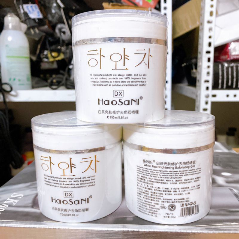 Kem massage HAOASANI CHO , Gel tẩy da chết  toàn than HAOSANI 250Ml