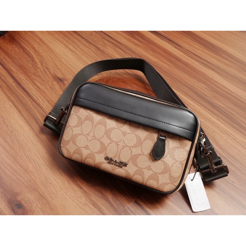 TÚI ĐEO CHÉO COACH FOR MAN F39946