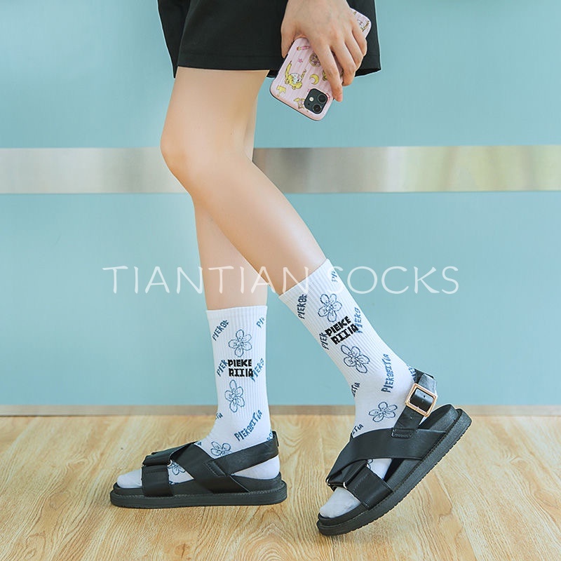Vớ thể thao tất cotton nam nữ cổ cao phong cách hip hop cá tính cho cặp đôi