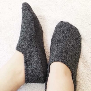 Giày nỉ người lớn
