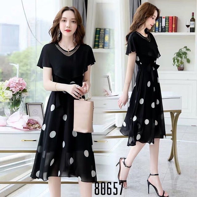 Đầm lụa bi hai lớp kèm áo choàng voan chiffon mặc được hai kiểu