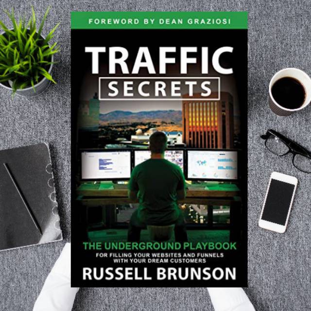 Sách - Traffic Secrets - Bí Mật Traffic (Russell Brunson) Tặng Kèm Bookmark