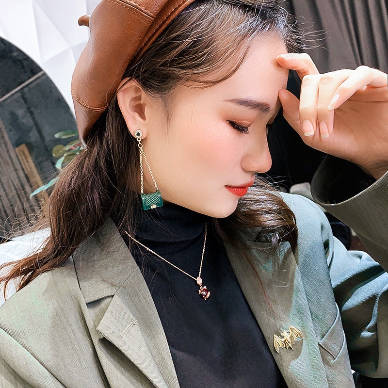 Bông Tai Tua Rua Dáng Dài Màu Đỏ Mẫu Mới 2022 Thời Trang Phong Cách Hàn Quốc Cho Nữ