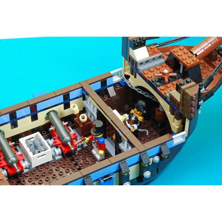 Lego 10210 -Thuyền Cách Buồm Của Hoàng Gia Imper