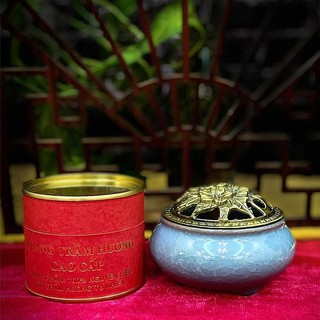 Hộp trầm 30 nụ cao cấp của Trầm Hương Nhà Trang