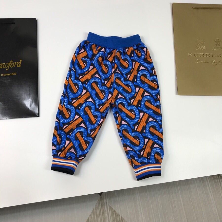 1 Bộ Áo Thun Burberry Tay Ngắn Cổ Tròn + Quần Dài Bằng Cotton Dành Cho Bé Trai Gái