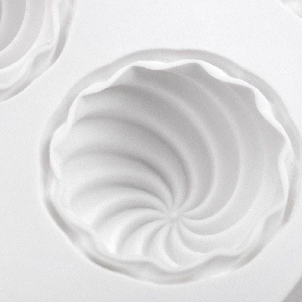 Khuôn Làm Xà Phòng / Sô Cô La / Mousse Hình Bán Cầu Xoắn Ốc 3D 6 Ngăn Tiện Lợi