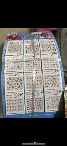 Sticker dán móng ( vỉ 12 bộ )