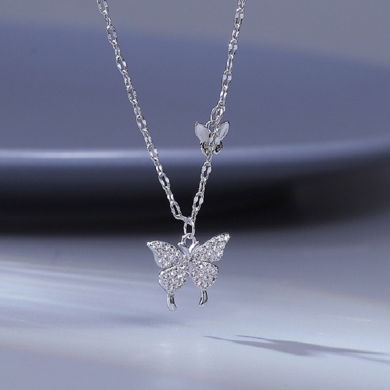 Vòng cổ Mặt Hình Bướm Sang Trọng Cho Nữ