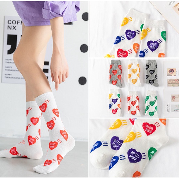 Vớ Tất nữ hình trái tim phong cách Hàn Quốc siêu dễ thương và xinh xắn.