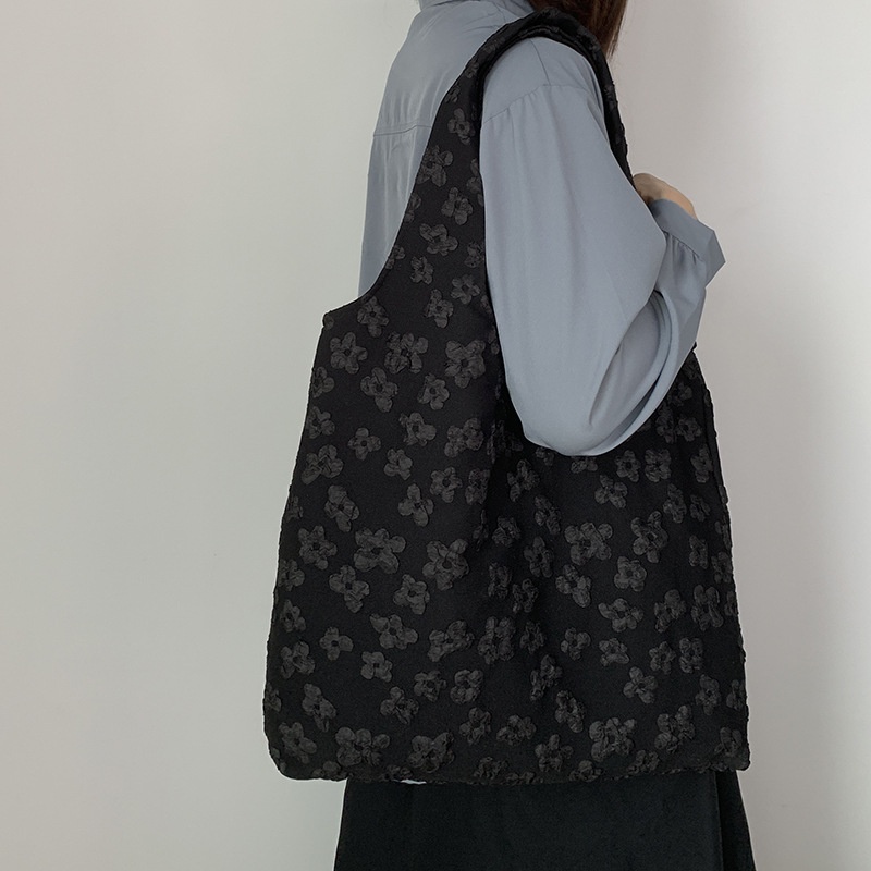 Túi Xách Đeo Vai Chất Liệu Canvas Phối Ren Hoa GXYXB033