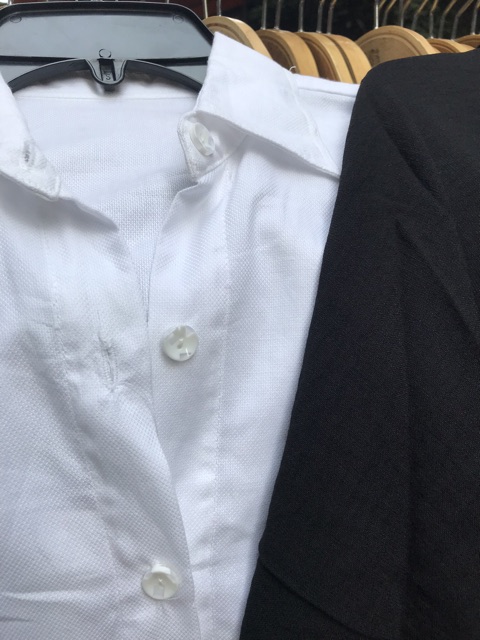 Áo sơ mi nữ 💖 FREESHIP 💖 form rộng màu trắng / đen tay dài vải dày đẹp mát | BigBuy360 - bigbuy360.vn