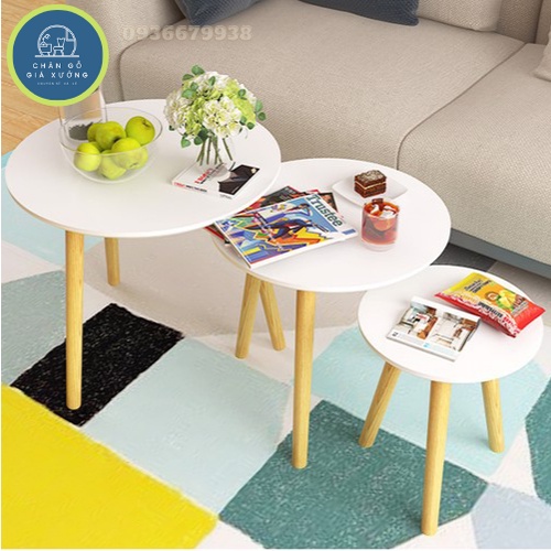 Chân gỗ có gắn ốc vặn ren dài 42cm, dùng làm chân ghế,chân bàn trà.Đặc biệt tặng kèm pad sắt để gắn chân gỗ