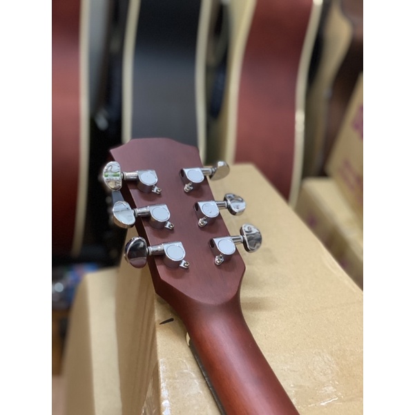 Guitar Acoustic Giá Rẻ Cho Người Mới Tập Chơi