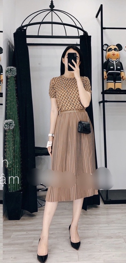 Chân váy xếp ly nhỏ dài Quảng Châu | BigBuy360 - bigbuy360.vn