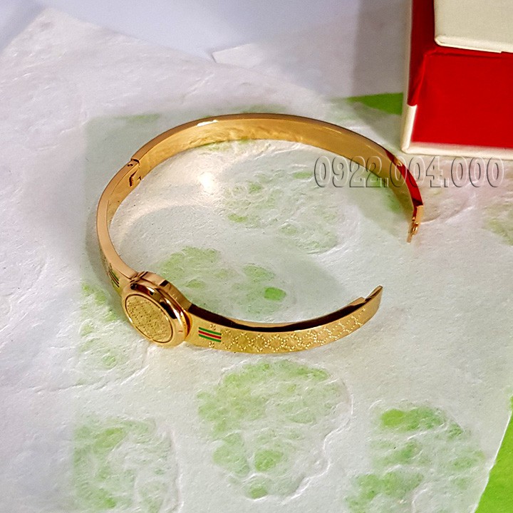 Vòng tay thời trang VZ827