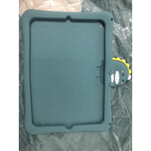 ốp lưng ipad air 2 mới 100% ( cần pass lại)