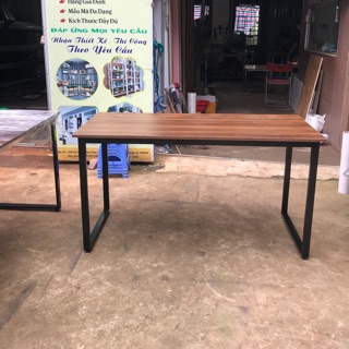 Bàn làm việc 1m4 chân sắt lắp ráp chắc chắn