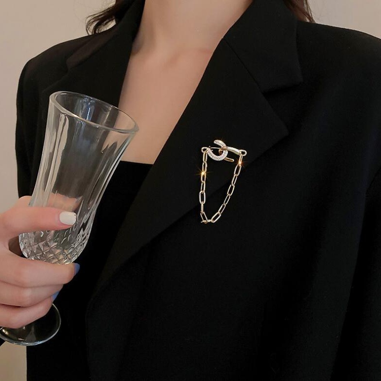 Cài Áo Hình Chữ C Đính Đá Thời Trang Hàn Quốc Chất Lượng Cao