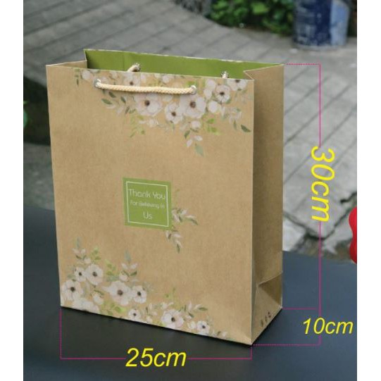 20 túi giấy Kraft Nhật (mẫu 1) túi đựng quà tết size 30x25x10cm | BigBuy360 - bigbuy360.vn