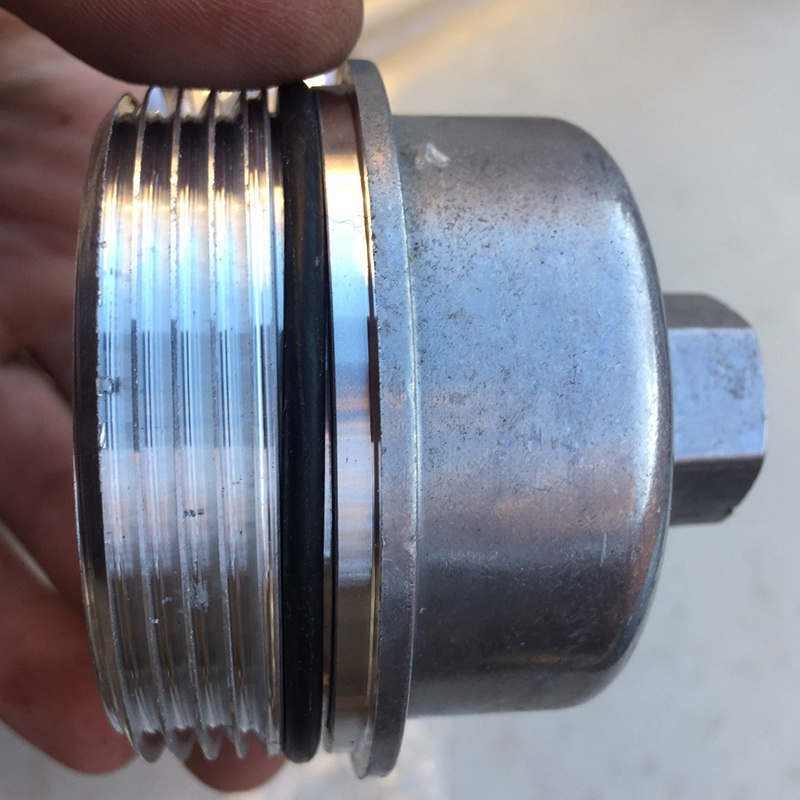 Nắp lọc làm mát dầu động cơ cho Chevrolet Chevy Cruze Aveo Sonic Trax Opel Astra Zafira 55353325 55593189 5650963