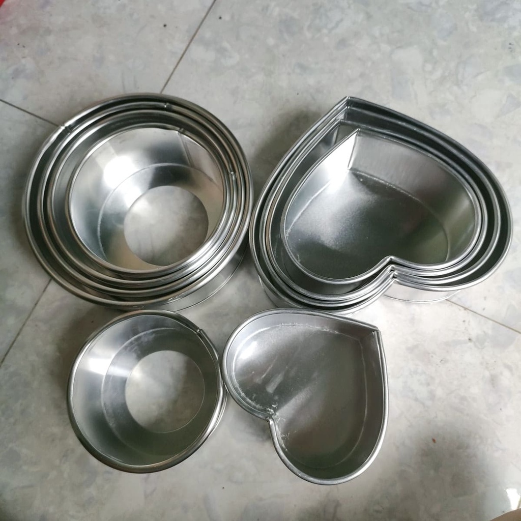 Khuôn làm bánh bông lan và gato hình tròn, khuôn bánh bông lan hình tim bằng nhôm thủ công Shop Inox Bình