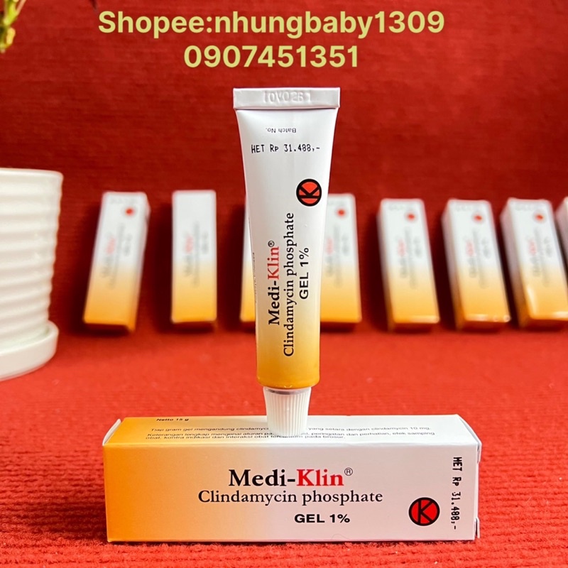 Clindamycin phosphate 1.2%, tretinoin 0.025% xoá mụn đầu đen