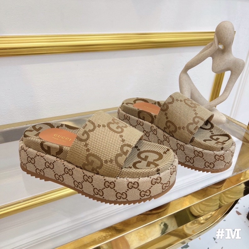 DÉP LÊ GUCCI ĐẾ BÁNH MÌ
