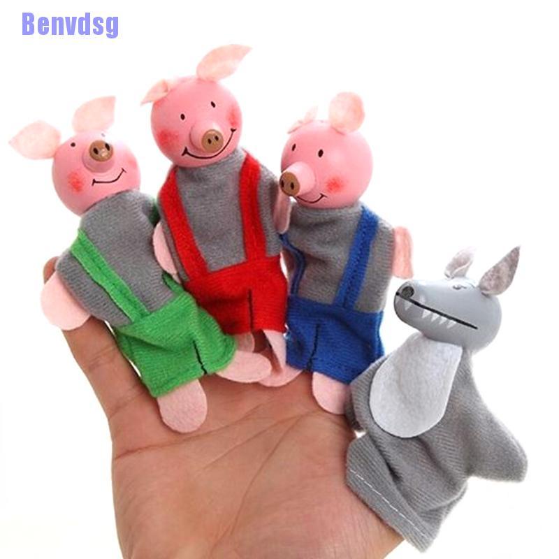 Set 4 con rối ngón tay hình chú heo gỗ dễ thương cho bé