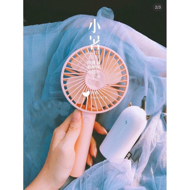 Quạt cầm tay - quạt để bàn 3 tốc độ có đế siêu tiện lợi | BigBuy360 - bigbuy360.vn