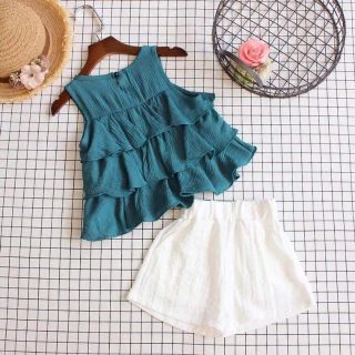 Suit rẻ quạt