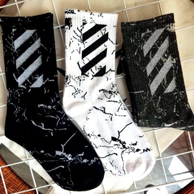 Tất vớ OFF WHITE phẩy sơn hàng Quảng Châu