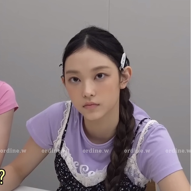 Kẹp tóc mái xinh xắn giống Rosé, Newjeans Hanni Haerin