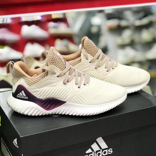 Giày Alphabounce Beyond trắng sữa