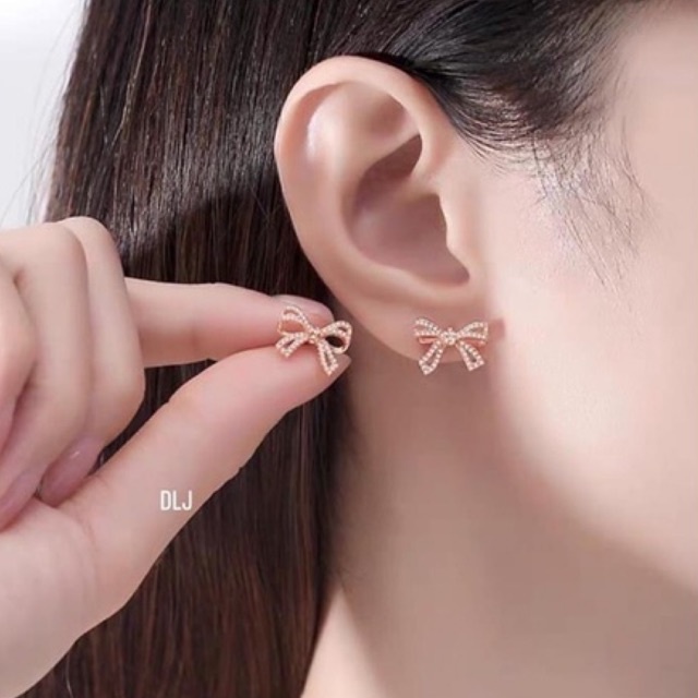 Bông tai nơ Bạc nhẹ nhàng yêu kiều. Bông tai hàn đá lấp lánh không sợ rụng đá như hàng gắn Mainomi Shop Bạc Xinh