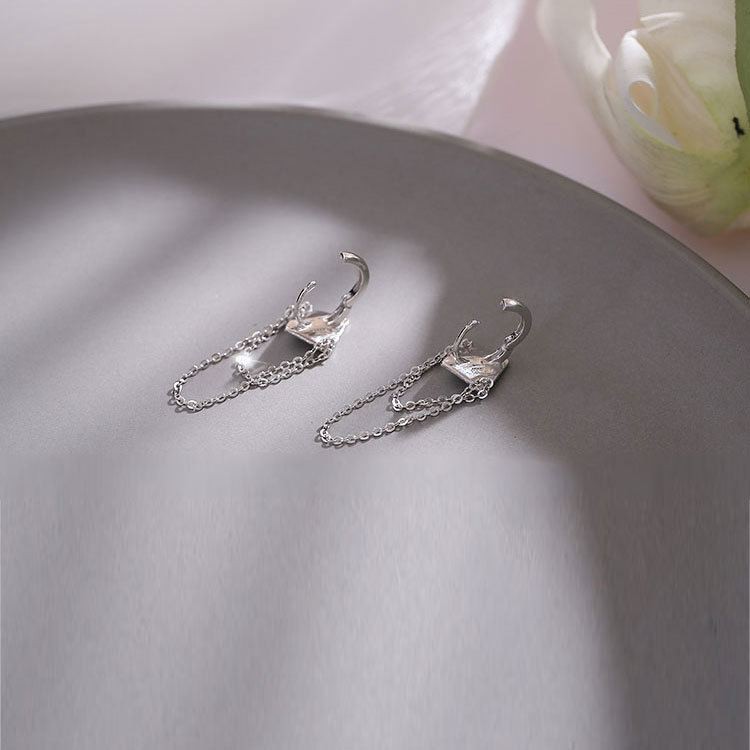 Khuyên tai bạc 925 hình thoi thả xích đôi dạng bấm trẻ trung độc đáo Dế Bạc - K5958