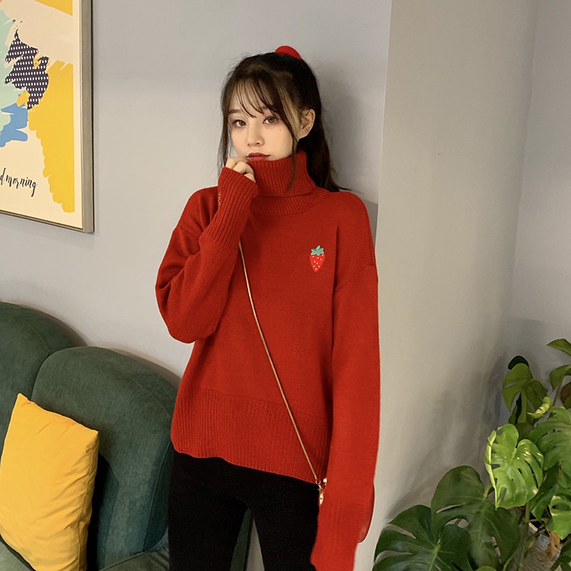 Áo len nữ tay dài cổ cao thêu hình dâu ulzzang